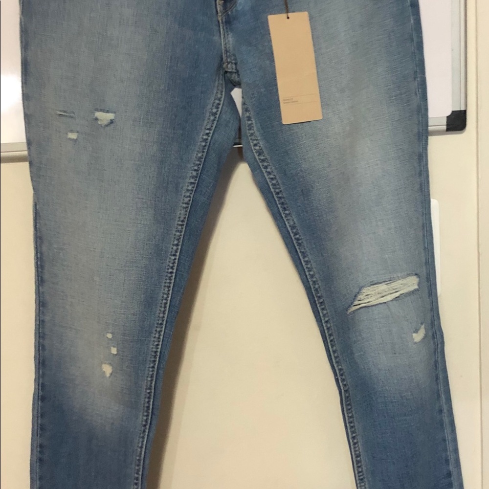 Levi’s skinny jeans